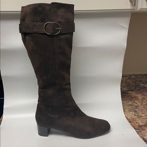 Pesaro Brown Suede Tall Chunky Heel Boot w Buckle